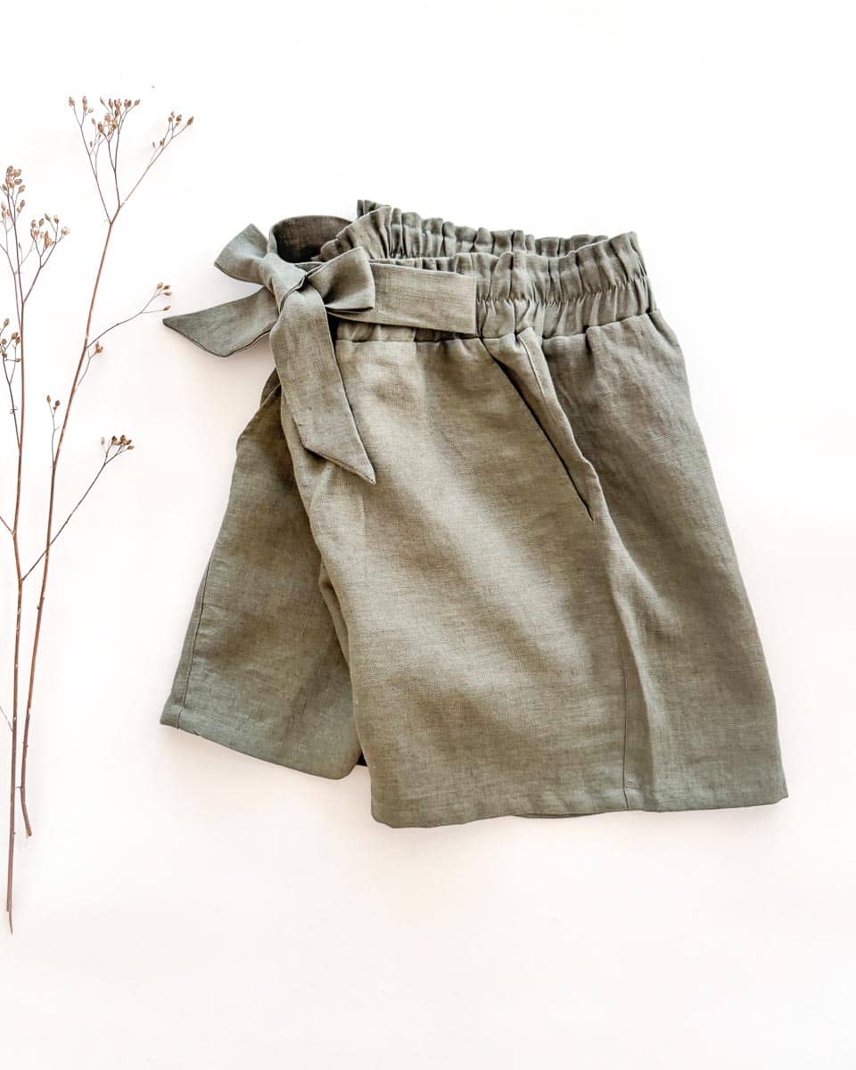 Sofortkauf: Damen Leinen Paperbag Shorts mit Schleife in Olive, Gr. 34/36 – Bild 5