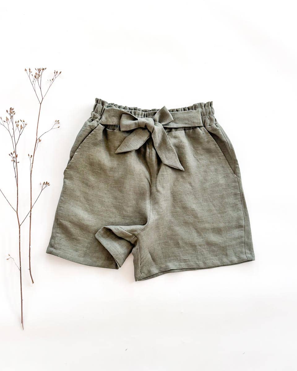 Sofortkauf: Damen Leinen Paperbag Shorts mit Schleife in Olive, Gr. 34/36 – Bild 2